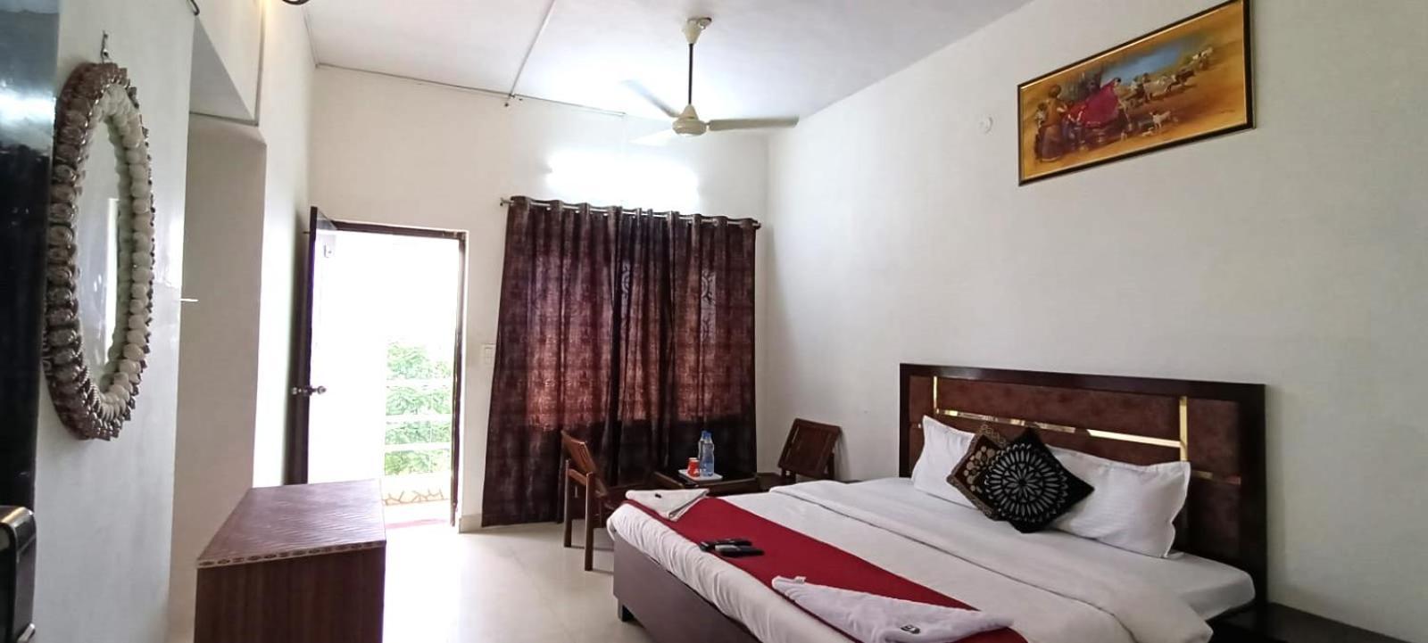 Zora Park Luxury Rooms Visakhapatnam Exterior photo